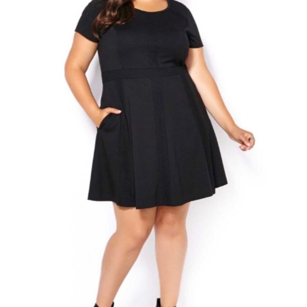 Fit & Flare Short Sleeve Mesh Detail Skater Dress